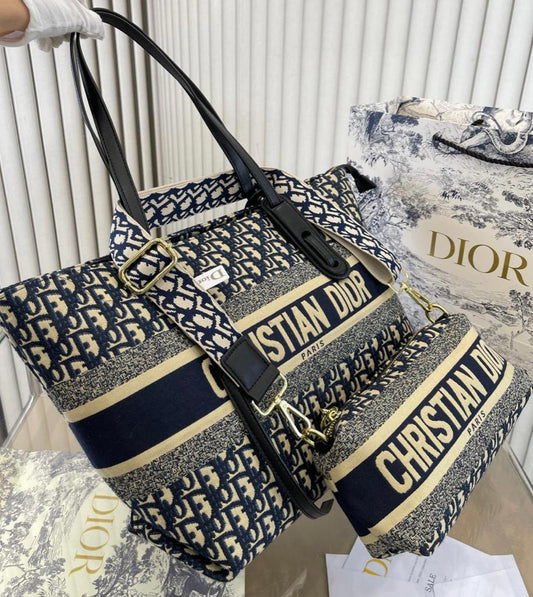 Christian Dior Bag x Hand Bag